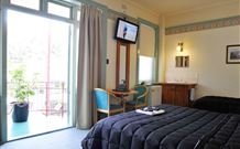 Hotel Gosford - Gosford - Accommodation Broome 1