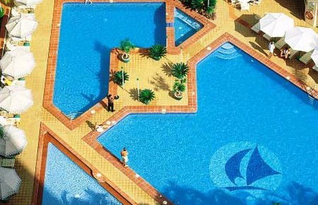 Outrigger Surfers Paradise - Accommodation Broome 1