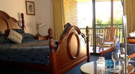 Muscatels - Accommodation Broome 2