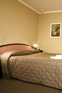 Best Western Mahoneys Motor Inn - Accommodation Broome 0
