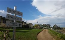 Wagga Wagga Country Cottages - - Accommodation Broome 1