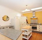 Bi J's - Accommodation Broome