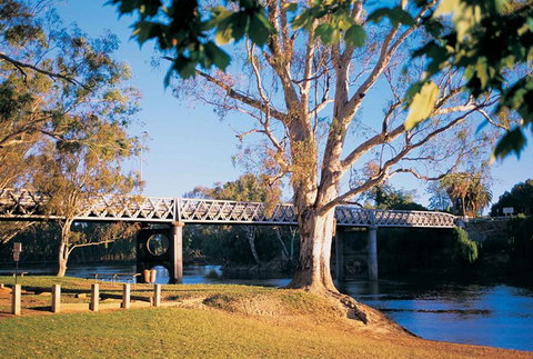 Albury-Wodonga YHA - Accommodation Broome 9