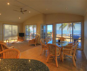 Rollingstone Beach Front Resort - Accommodation Broome 3