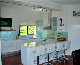 The Mountain View Retreat - Accommodation Broome 3