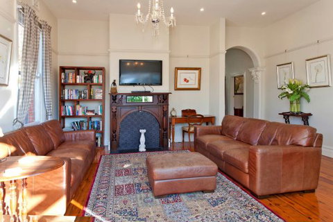 Elegance On Englehardt - Accommodation Broome 5