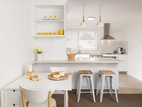 Relax On Regina - Accommodation Broome 22