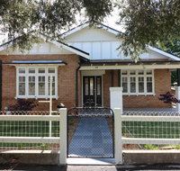 Roseneath Cottage - Orange Heritage - Accommodation Broome