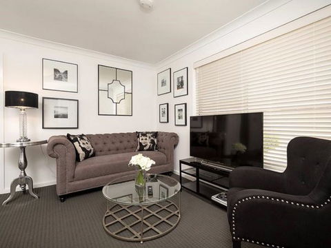 Relax On Regina - Accommodation Broome 11