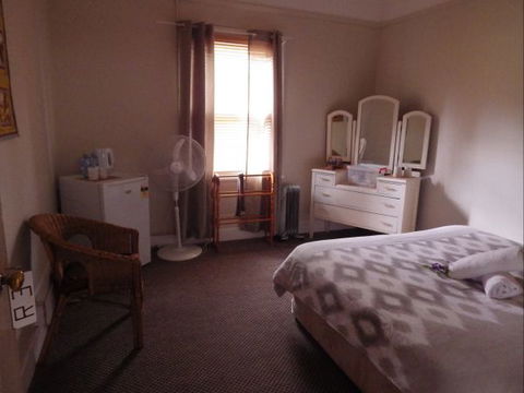 Victoria Hotel: Moonan Flat - Accommodation Broome 5