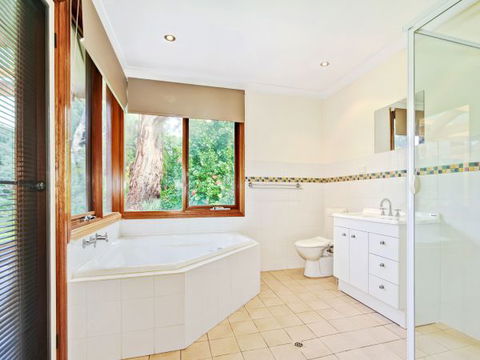 Century 21 SouthCoast: Moana Blue - Accommodation Broome 2