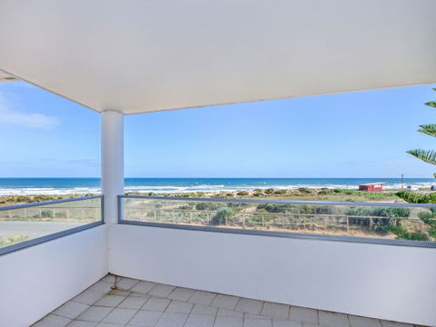 Century 21 SouthCoast: Moana Blue - Accommodation Broome 13