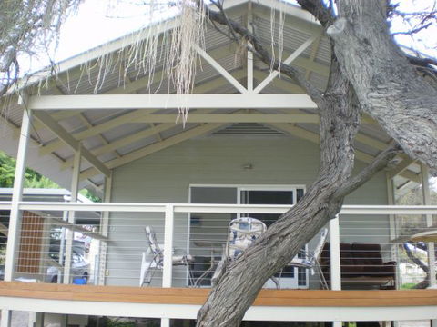 Century 21 SouthCoast: Moana Blue - Accommodation Broome 29