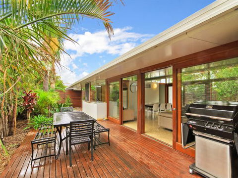 Century 21 SouthCoast: Moana Blue - Accommodation Broome 67