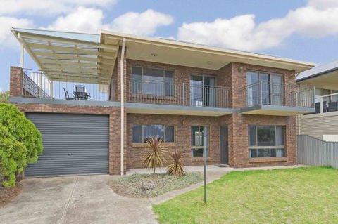 Century 21 SouthCoast: Moana Blue - Accommodation Broome 76