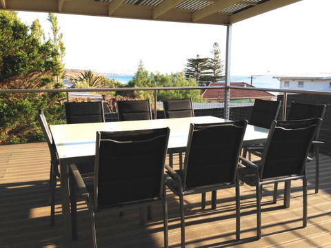 Century 21 SouthCoast: Moana Blue - Accommodation Broome 90