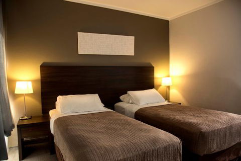 The Cavenagh - Accommodation Broome 7