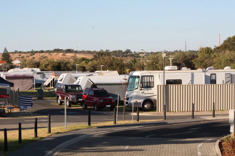 Christies Beach Tourist Park - Accommodation Broome 3