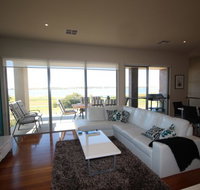 LJ Hooker Goolwa Holiday Rentals - 42 Underwood Avenue Goolwa Beach - Accommodation Broome