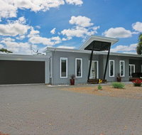 Poolside - Accommodation Broome