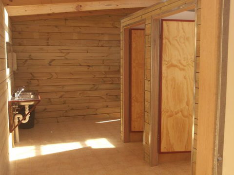 Discovery Lagoon Camping Grounds - Accommodation Broome 3