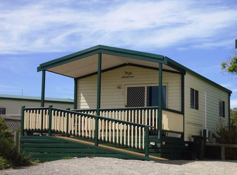 Elliston Waterloo Bay Tourist Park - Accommodation Broome 1