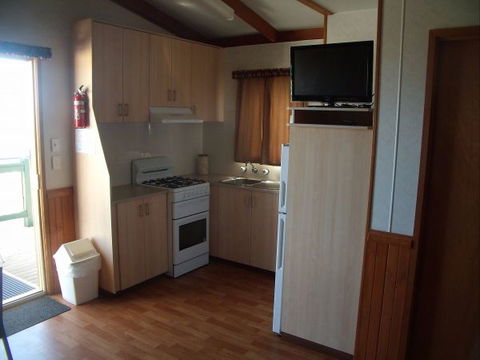 Elliston Waterloo Bay Tourist Park - Accommodation Broome 6