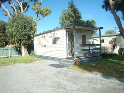 Elliston Waterloo Bay Tourist Park - Accommodation Broome 9