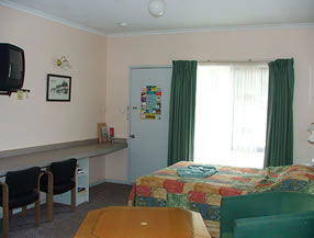 Lazy River Motor Inn - Accommodation Broome 2