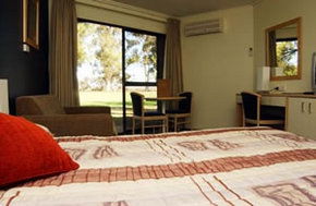 Mildura Golf Club Resort - Accommodation Broome 0