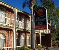 Hamiltons Henry Parkes - Accommodation Broome 1