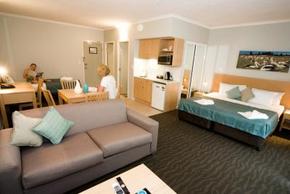 Manly Marina Cove Motel - Accommodation Broome 3