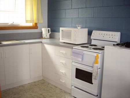 Castaway Holiday Apartments - Accommodation Broome 1
