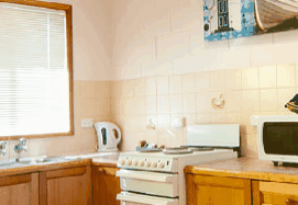 Blue Seas Holiday Villas - Accommodation Broome 3