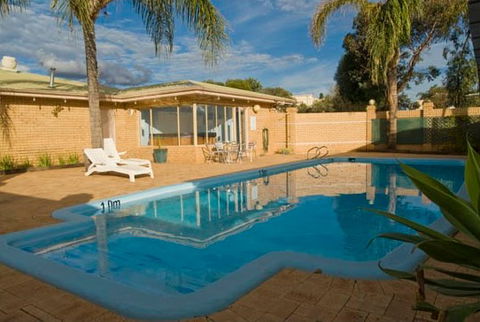 Albion Hotel - Accommodation Broome 0