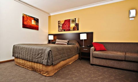 Governor Macquarie Motor Inn - Accommodation Broome 3