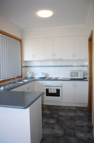 Robe Dolphin Court Apartments - Accommodation Broome 1