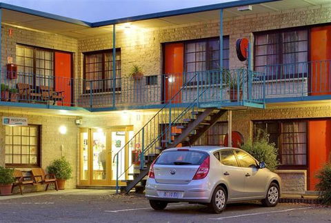Martin Cash Motor Lodge - Accommodation Broome 4