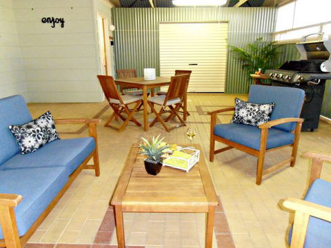 17 QED Lakehouse - Accommodation Broome 6