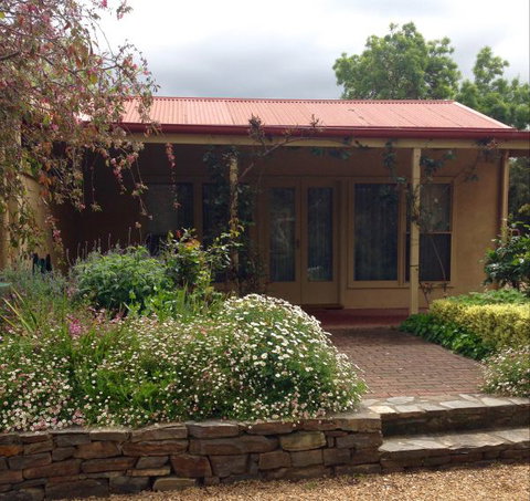 Gasworks Cottages Strathalbyn - Accommodation Broome 2