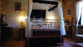 Fidge Farm Homestead & Cottage Bed And Breakfast - Accommodation Broome 0