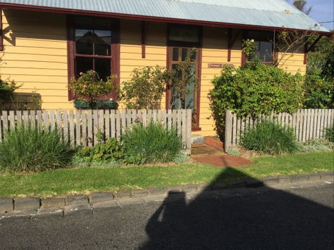 Twomey's Cottage - Accommodation Broome 0