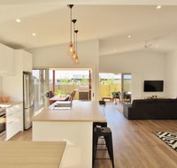 All Decked Out Lake Conjola - Accommodation Broome