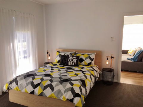 All Decked Out: Lake Conjola - Accommodation Broome 7