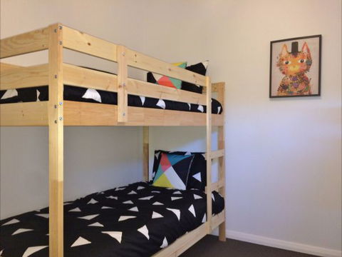 All Decked Out: Lake Conjola - Accommodation Broome 9