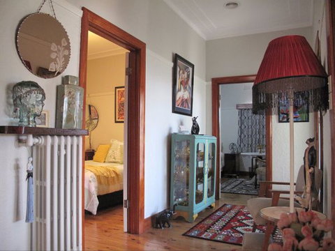 B&B Wodonga - Art Deco Accommodation - Accommodation Broome 7