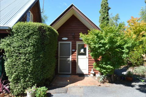 Beechworth Camellia Cottage - Accommodation Broome 8