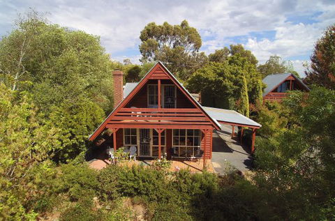 Beechworth Camellia Cottage - Accommodation Broome 9