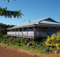 Blue House Bed and Breakfast - Accommodation Broome
