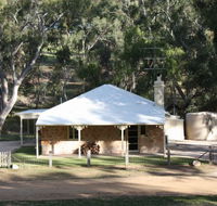 Hughes Park Cottage  Weddings - Accommodation Broome